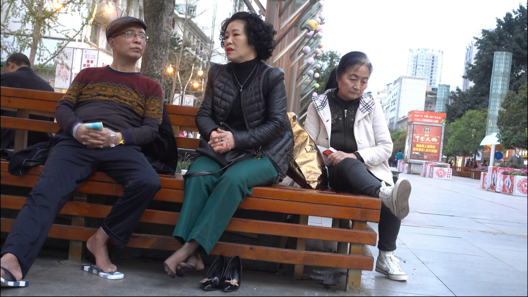 streetsnapdangl[00 02 28][20181130 000445 6]